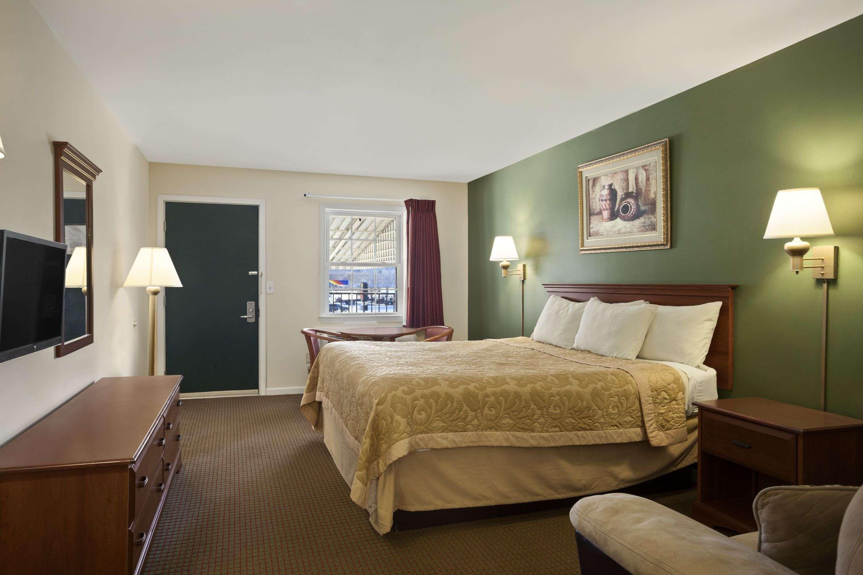 Super 8 By Wyndham Mifflinville Near Bloomsburg Eksteriør bilde